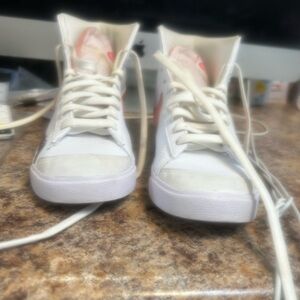 Nike White and Red Women's Sneakers